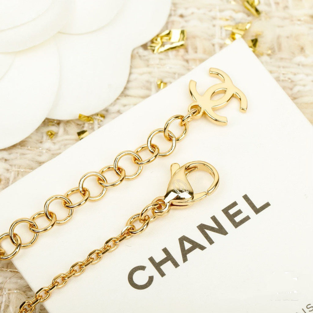 CHANEL Pearl Double-C Vintage Necklace