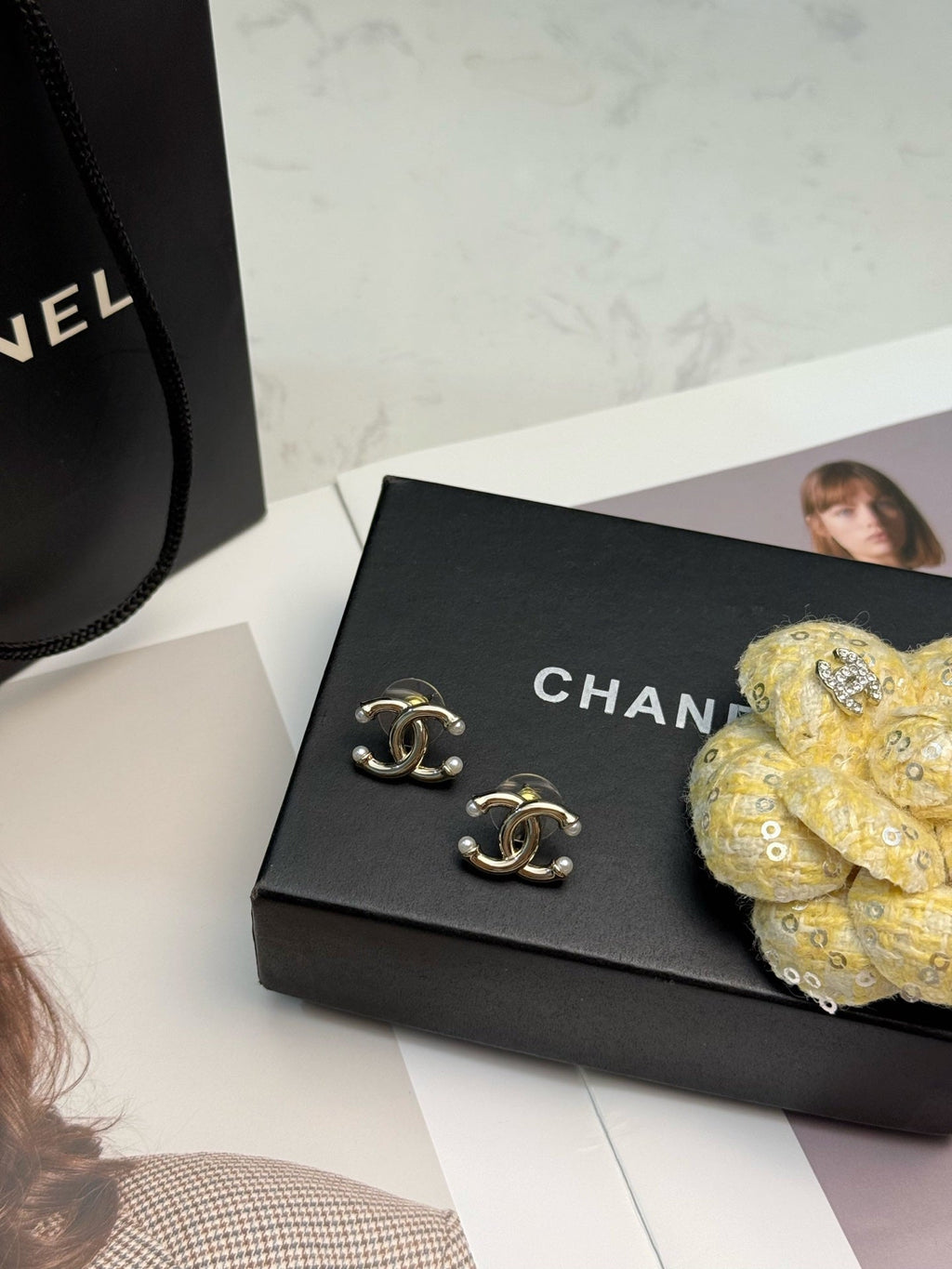 CHANEL Pearl Earrings