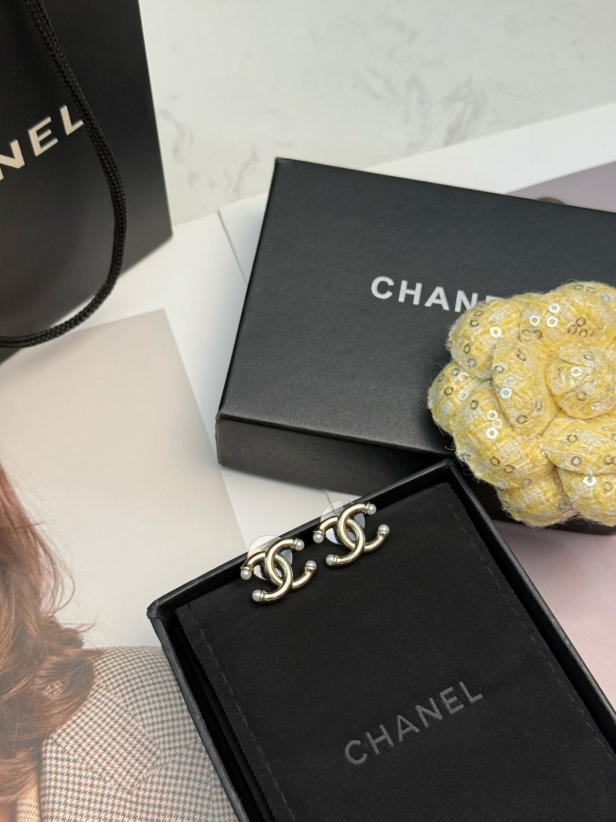 CHANEL Pearl Earrings