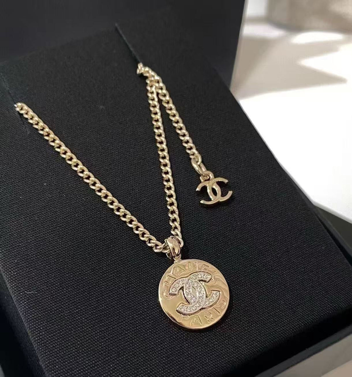 CHANEL Necklace