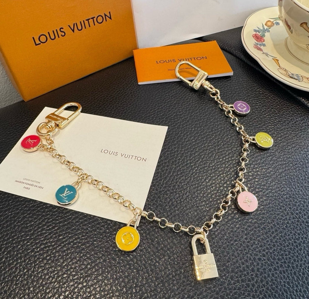 LOUIS VUITTON Keychain Chain