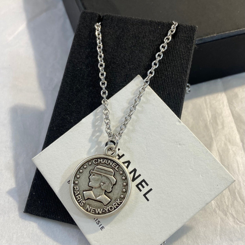 CHANEL Vintage Coin Necklace