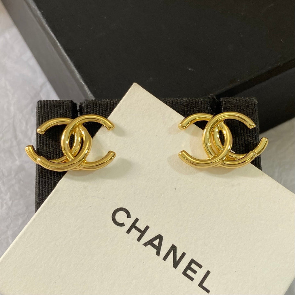 CHANEL Vintage Earrings