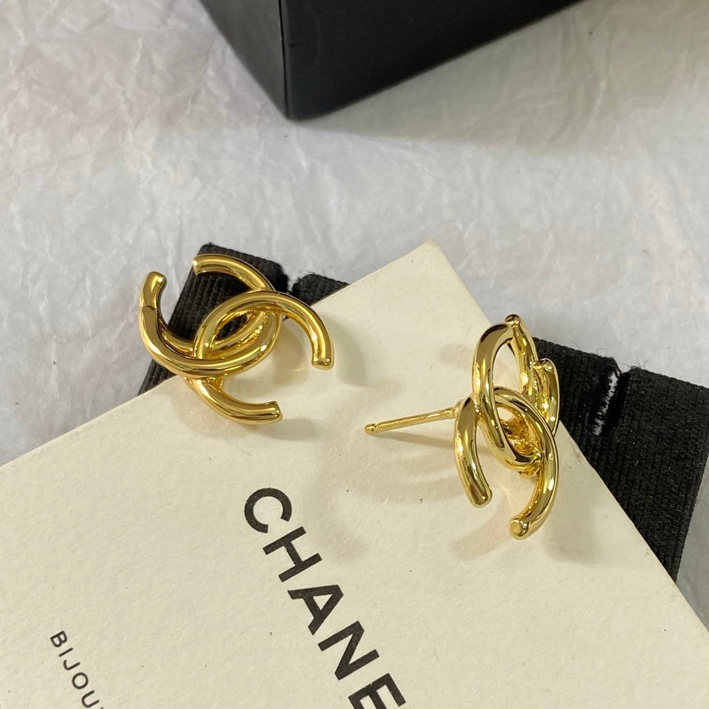 CHANEL Vintage Earrings