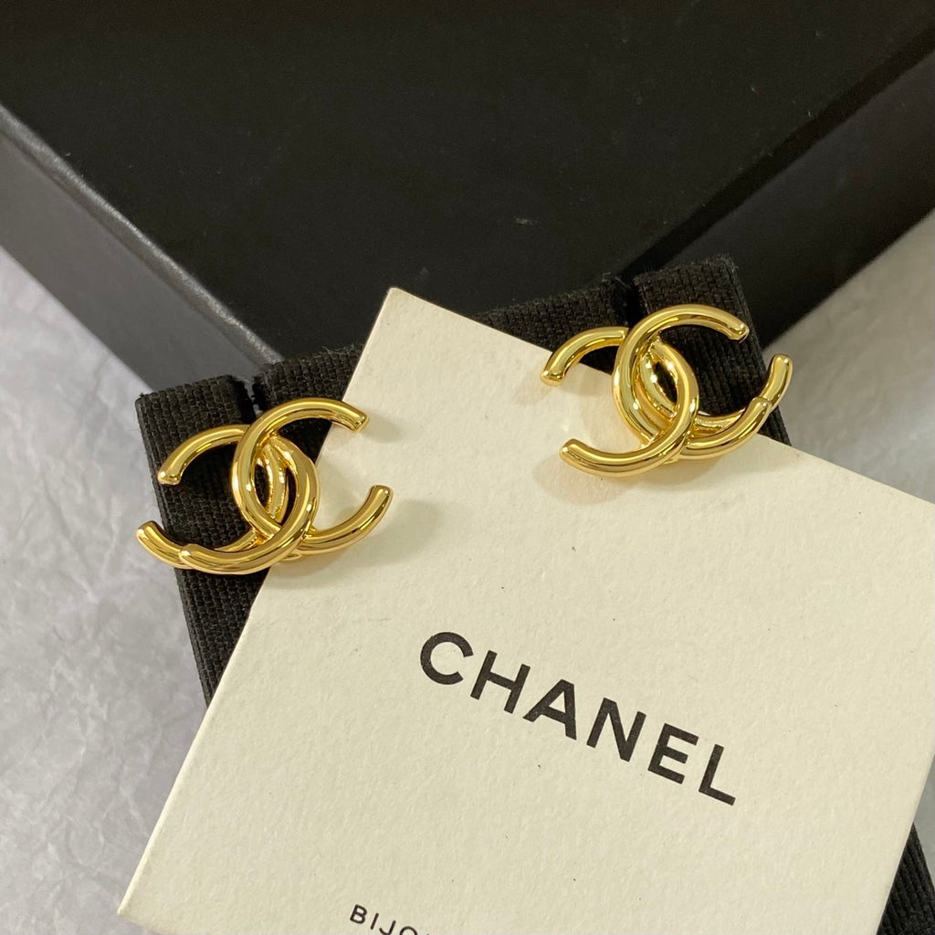 CHANEL Vintage Earrings