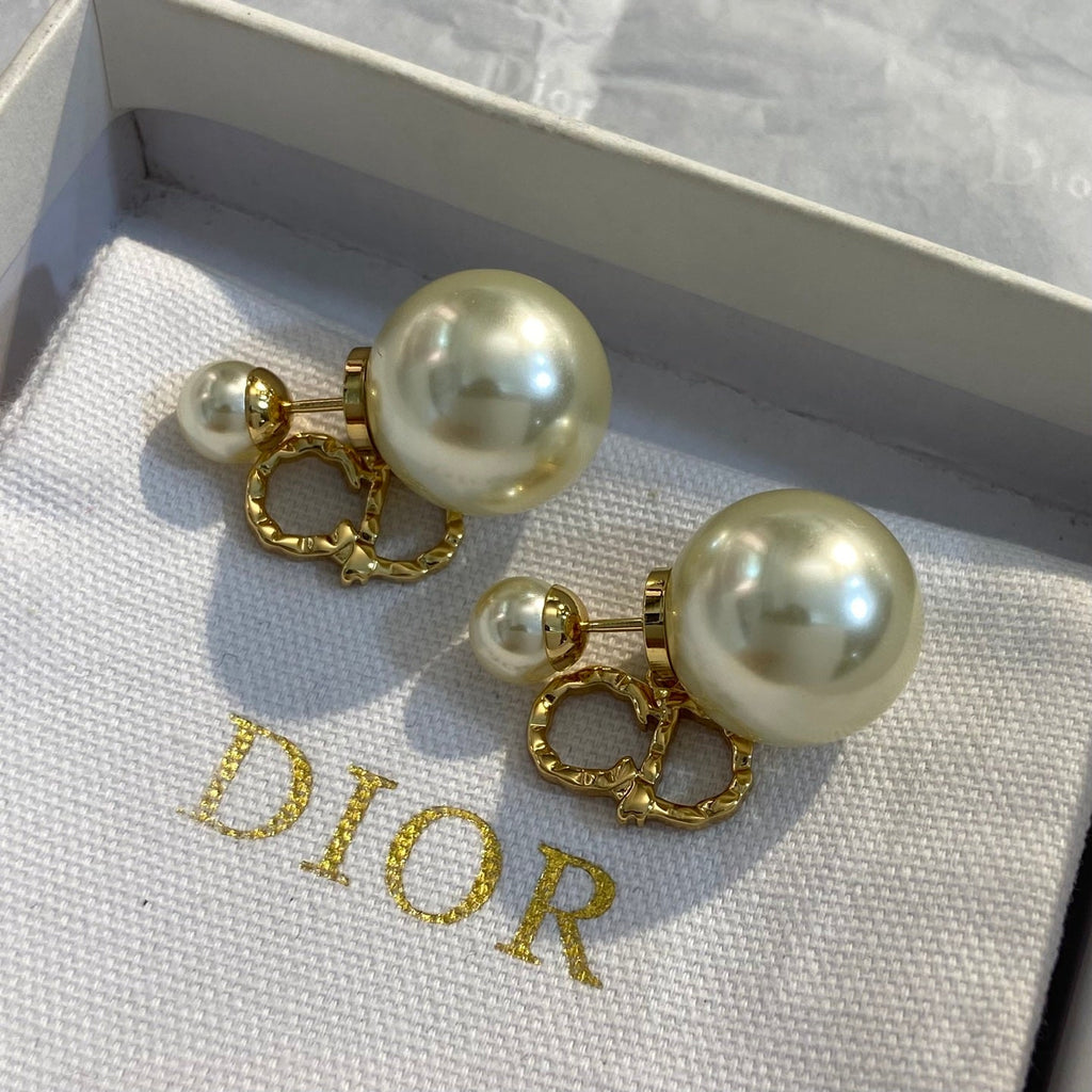 SWAROVSKI Pearl Crystal Earrings
