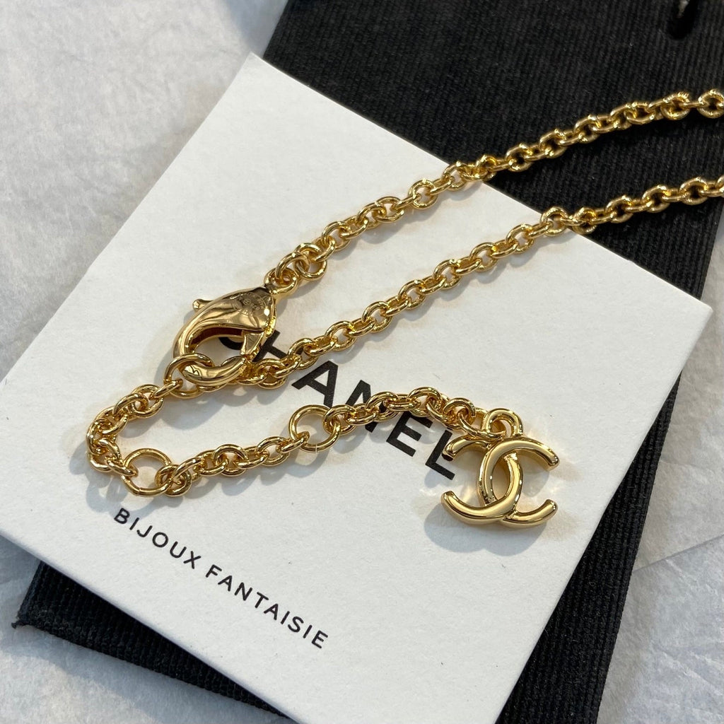 CHANEL Vintage Coin Necklace