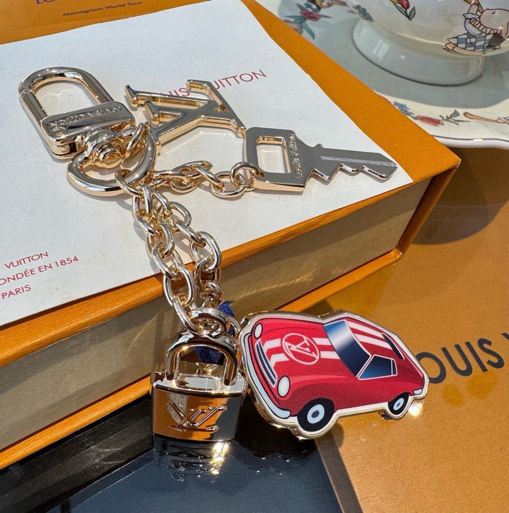 LOUIS VUITTON Logo Keychain