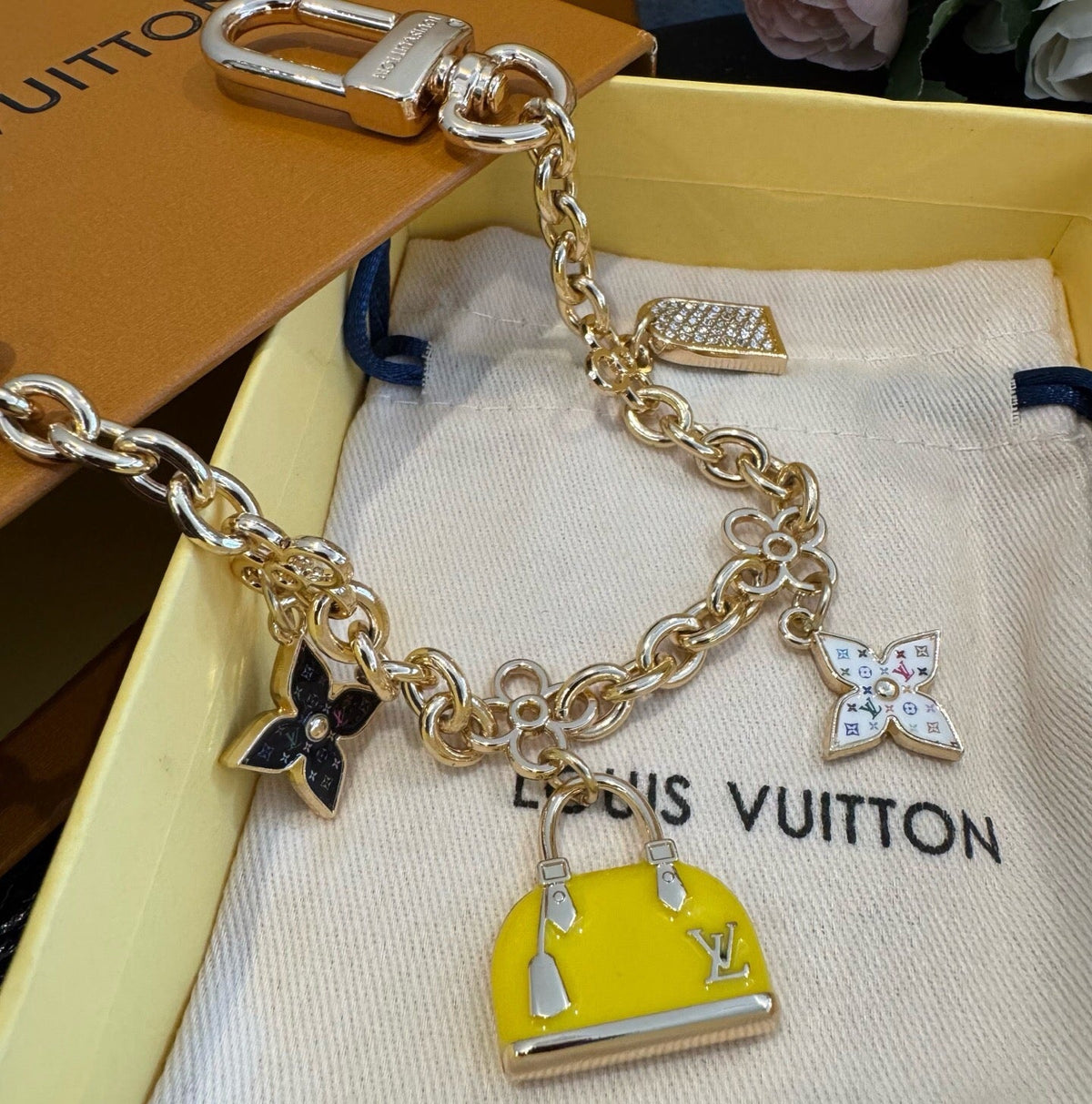 LOUIS VUITTON Metal Bag Charm Keychain