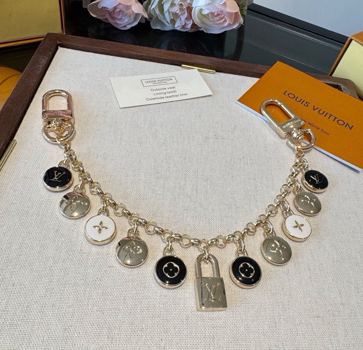 LOUIS VUITTON Metal Bag Charm Keychain