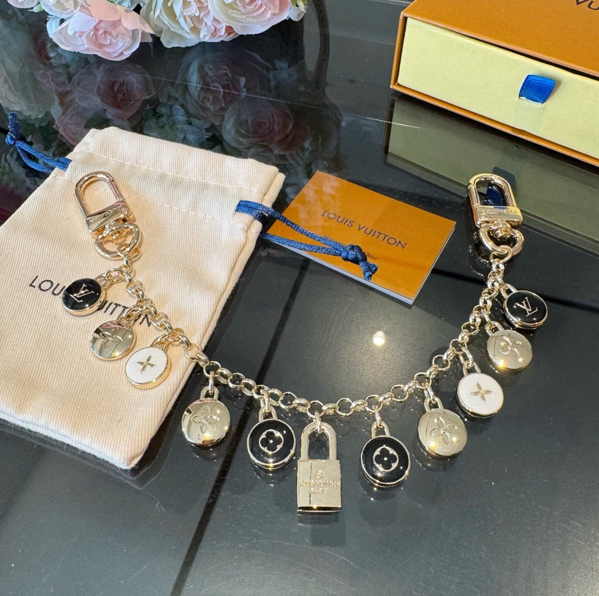 LOUIS VUITTON Metal Bag Charm Keychain