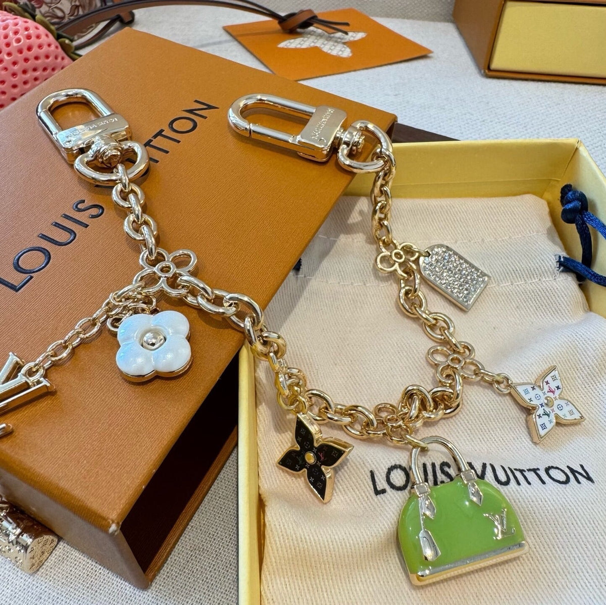 LOUIS VUITTON Metal Bag Charm Keychain