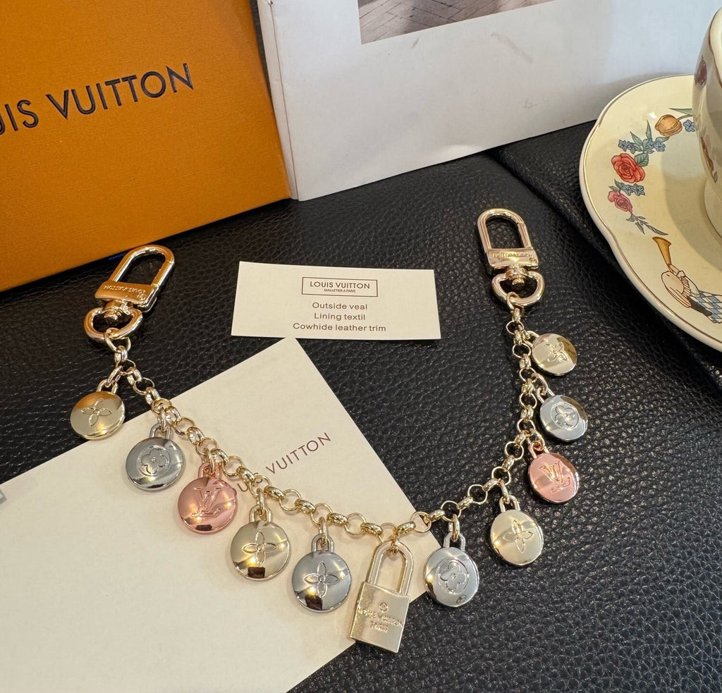 LOUIS VUITTON Metal Bag Charm Keychain