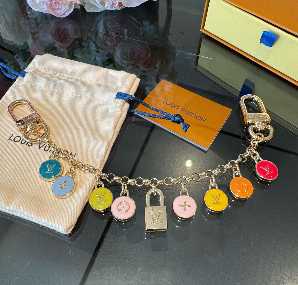 LOUIS VUITTON Metal Bag Charm Keychain