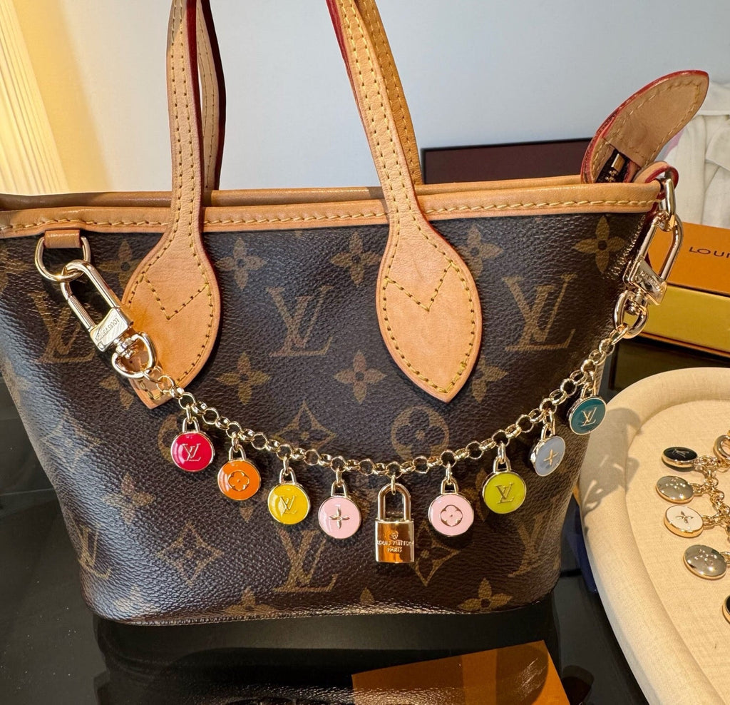 LOUIS VUITTON Metal Bag Charm Keychain