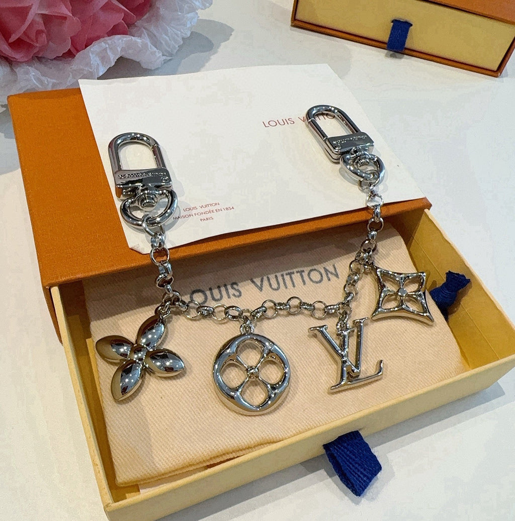 LOUIS VUITTON M01188 Canvas Flower Bag Charm Keychain