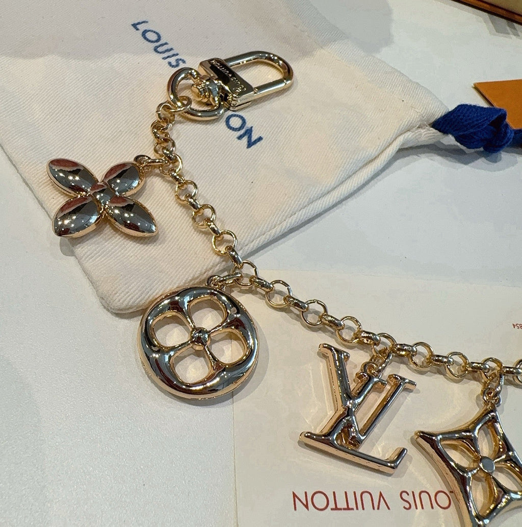 LOUIS VUITTON M01188 Canvas Flower Bag Charm Keychain