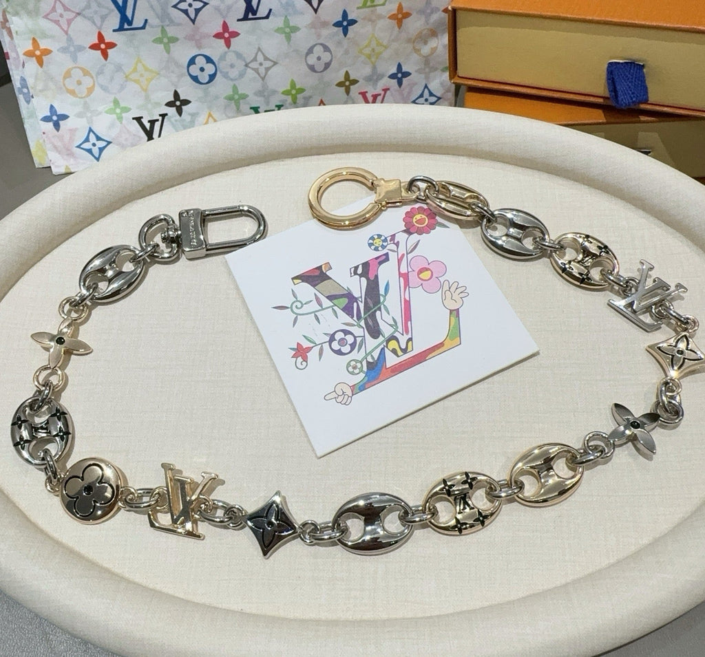 LOUIS VUITTON Metal Bag Charm Keychain