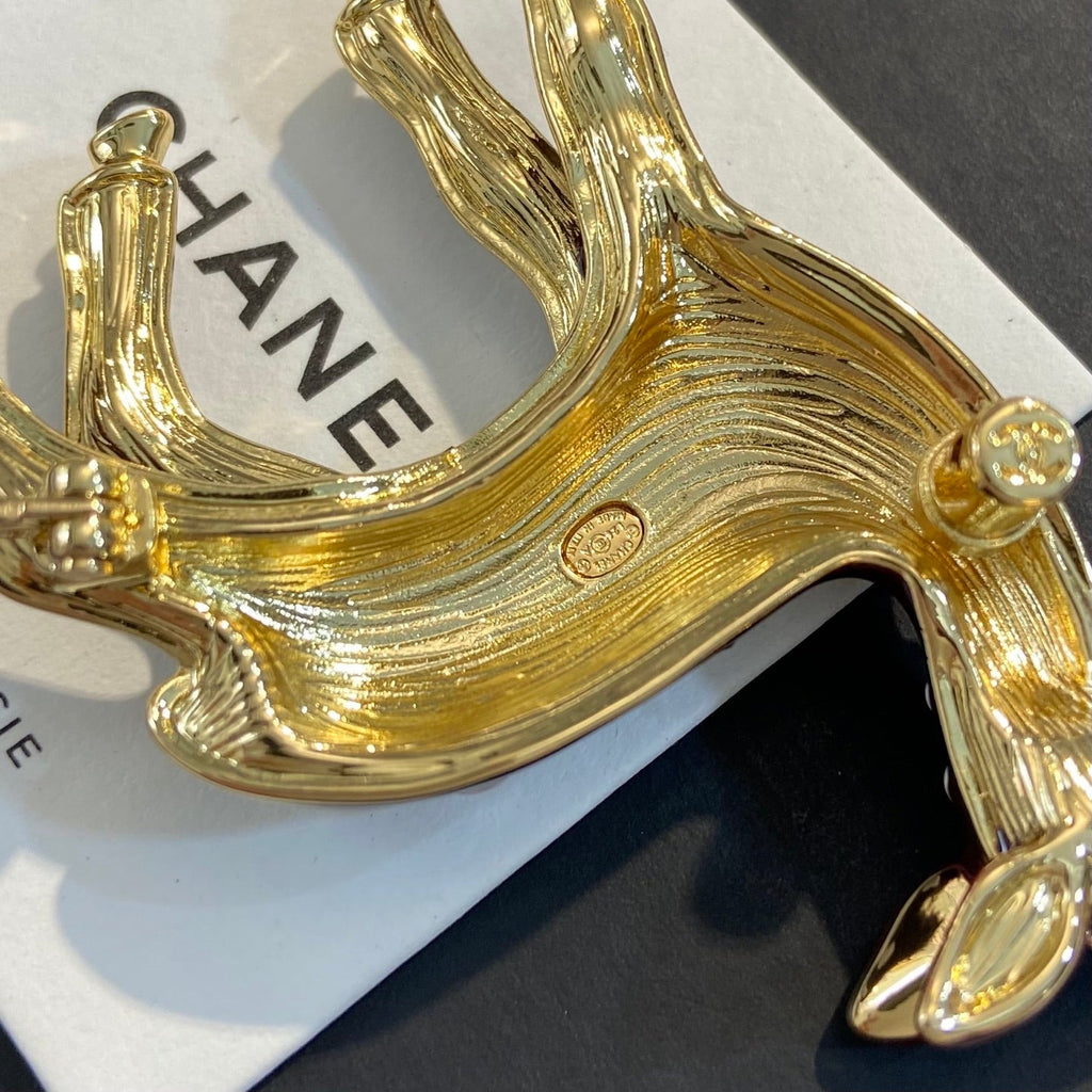 CHANEL Enamel Double-C Vintage Necklace