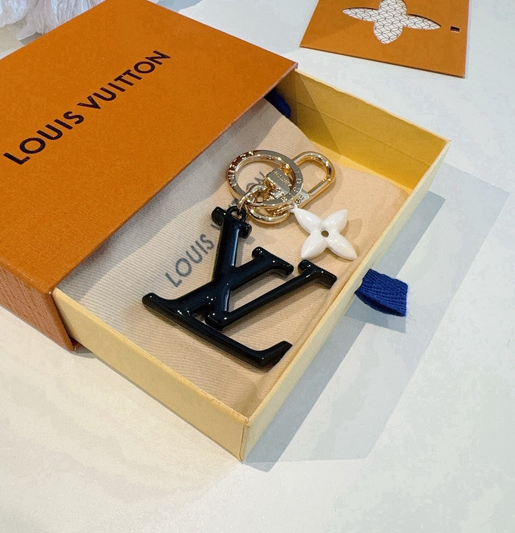 LOUIS VUITTON M02468 Brass Flower Bag Charm Keychain
