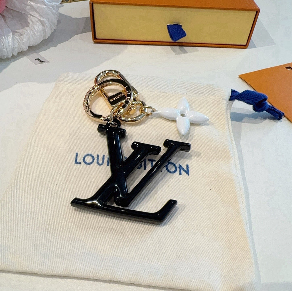 LOUIS VUITTON M02468 Brass Flower Bag Charm Keychain