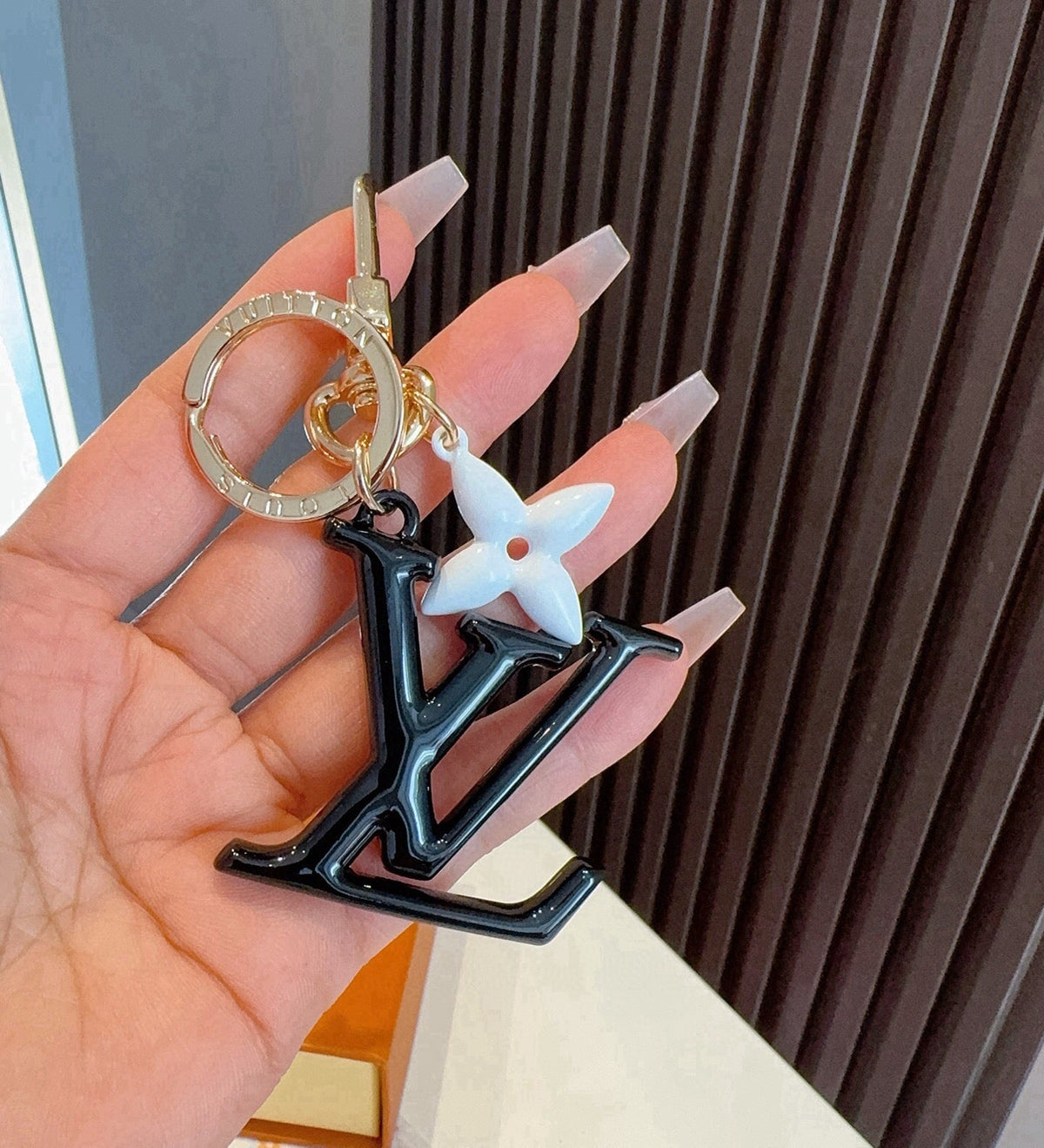LOUIS VUITTON M02468 Brass Flower Bag Charm Keychain