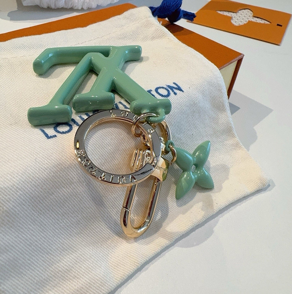LOUIS VUITTON M02468 Brass Flower Bag Charm Keychain