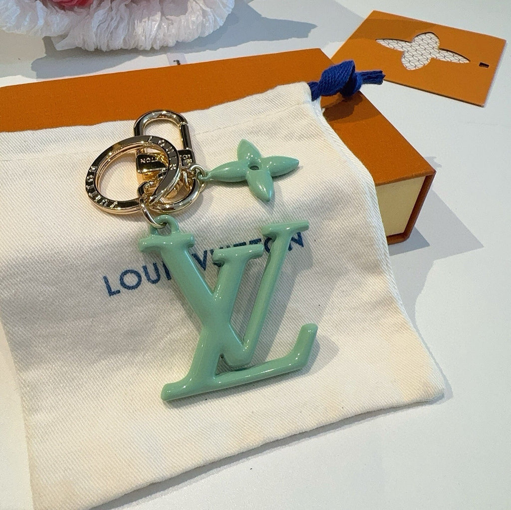 LOUIS VUITTON M02468 Brass Flower Bag Charm Keychain
