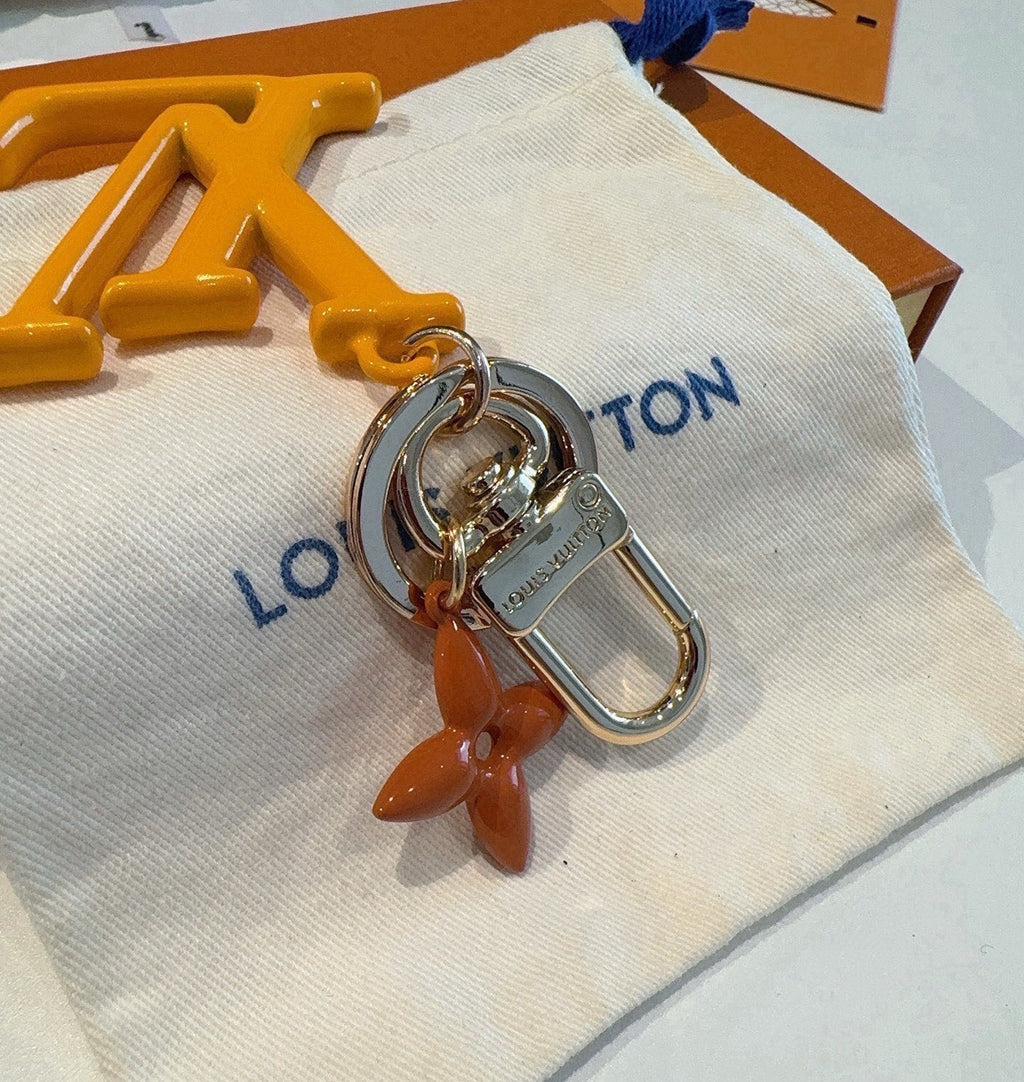 LOUIS VUITTON M02468 Brass Flower Bag Charm Keychain