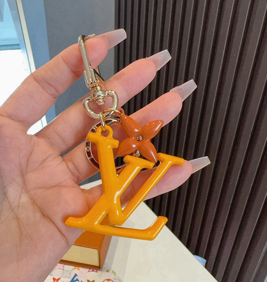 LOUIS VUITTON M02468 Brass Flower Bag Charm Keychain