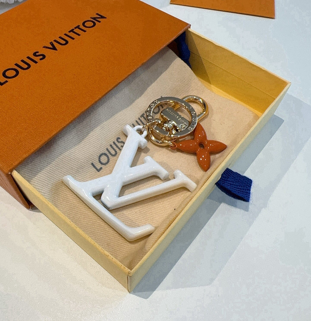 LOUIS VUITTON M02468 Brass Flower Bag Charm Keychain