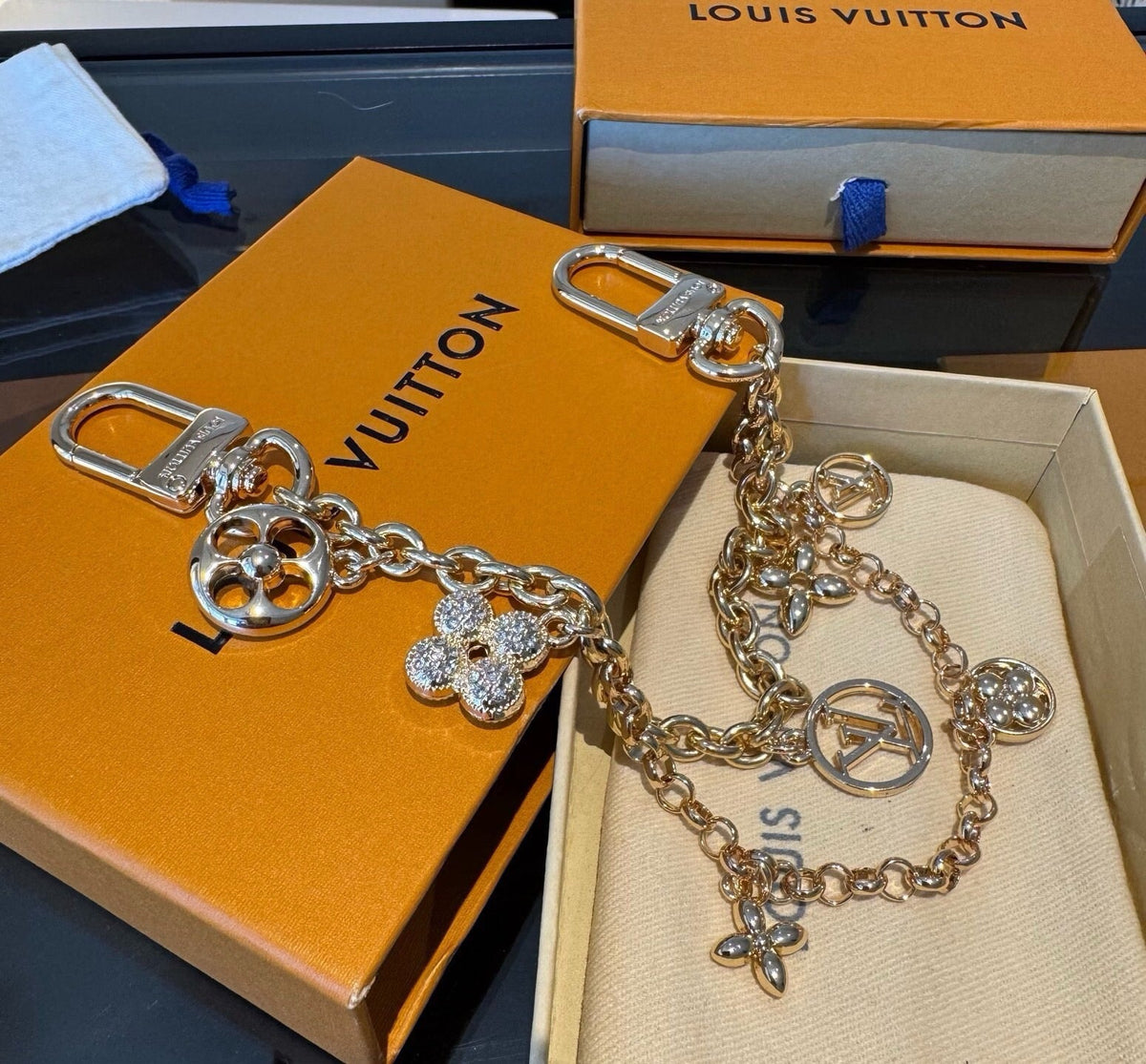 LOUIS VUITTON Metal Bag Charm Keychain