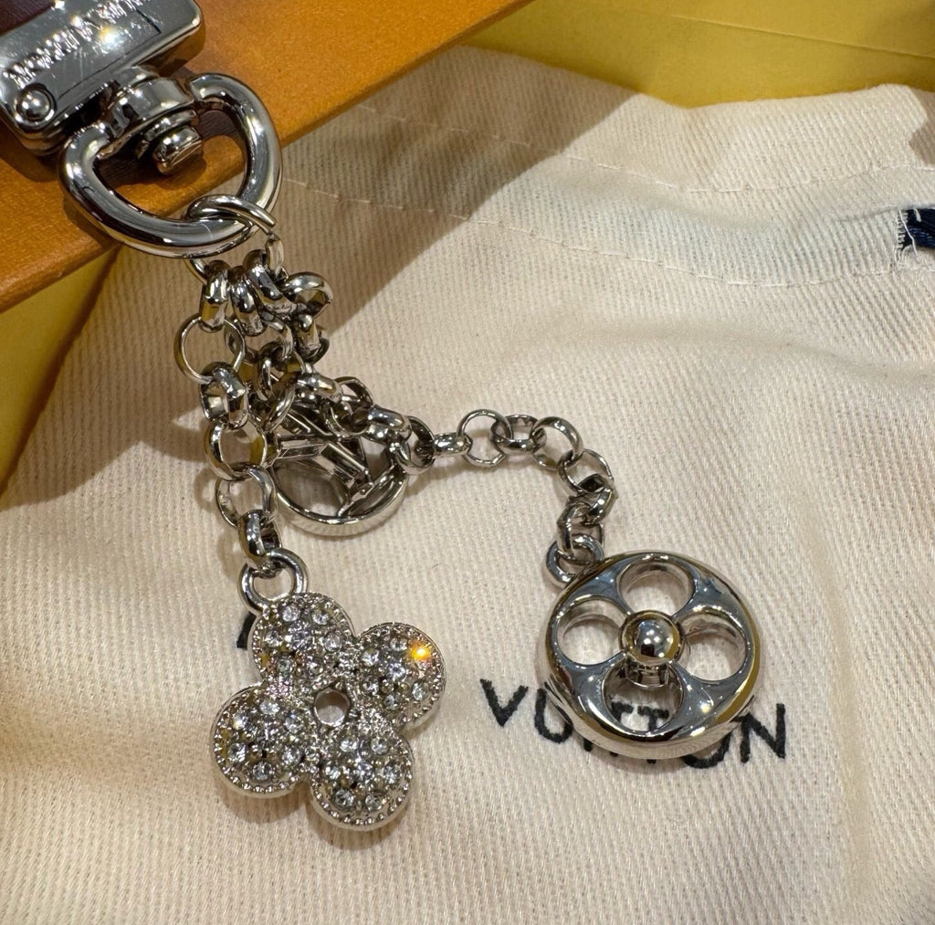 LOUIS VUITTON Metal Bag Charm Keychain