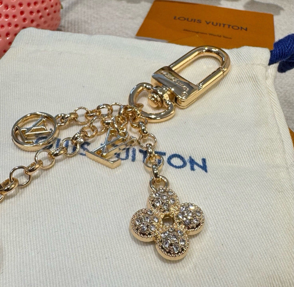 LOUIS VUITTON Metal Bag Charm Keychain