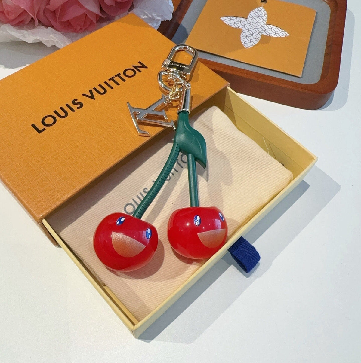 LOUIS VUITTON M02476 Metal Logo Bag Charm Keychain