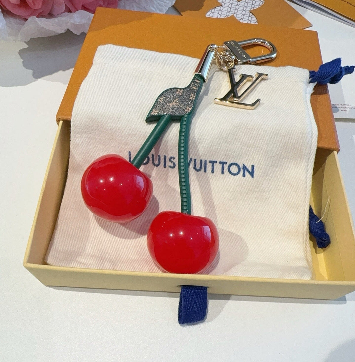 LOUIS VUITTON M02476 Metal Logo Bag Charm Keychain