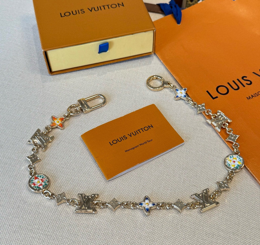 LOUIS VUITTON Metal Bag Charm Keychain