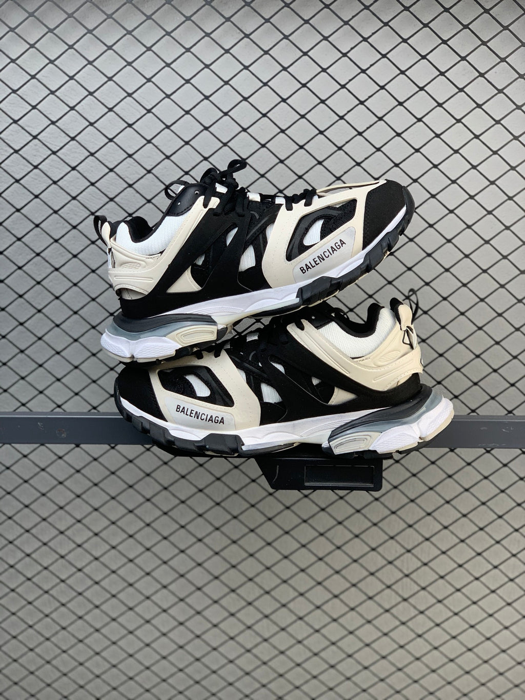 Jordan Sneakers #25 - Image 9