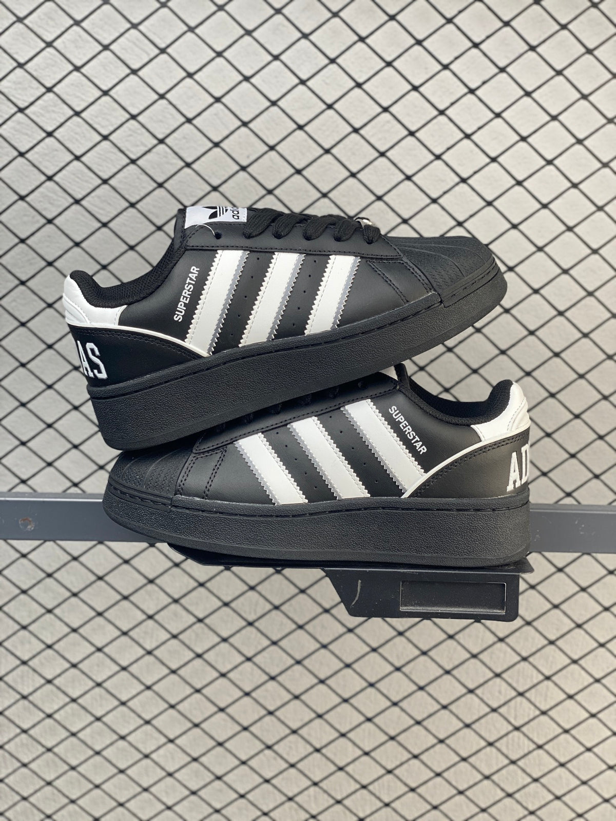 Adidas Originals SUPERSTAR XLG W 👏 - Image 2