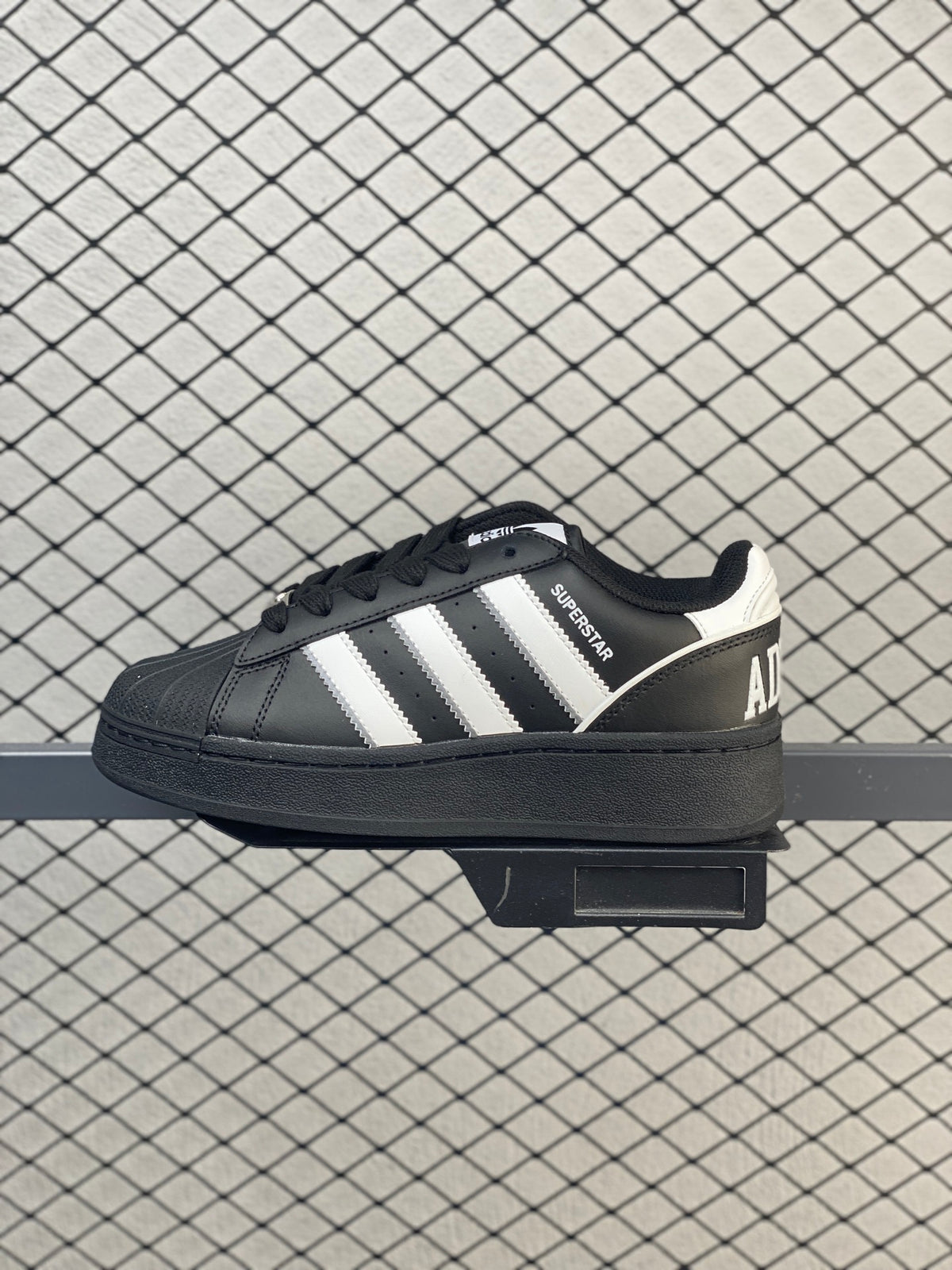 Adidas Originals SUPERSTAR XLG W 👏 - Image 3