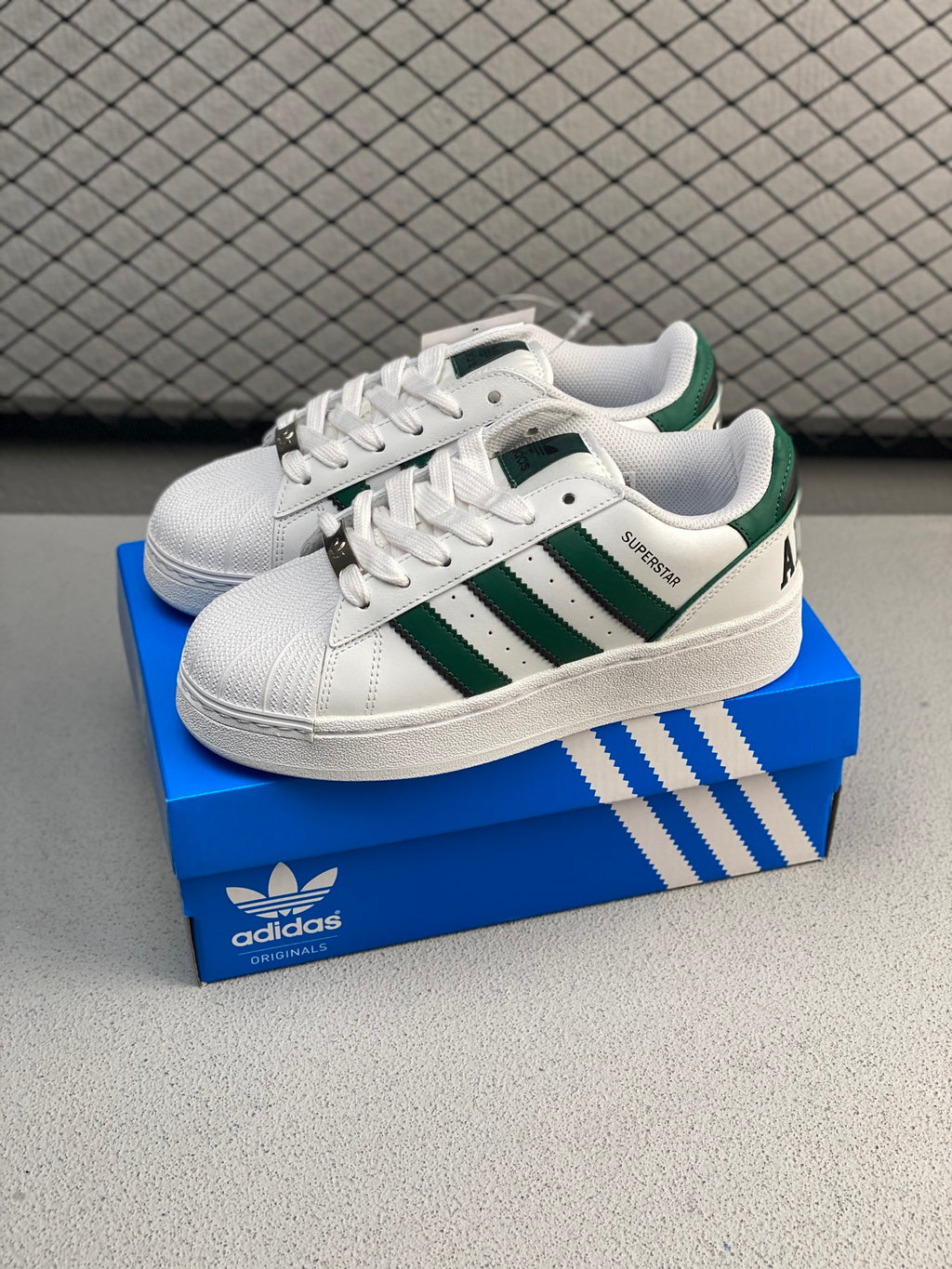 Adidas Originals SUPERSTAR XLG W 👏 - Image 1