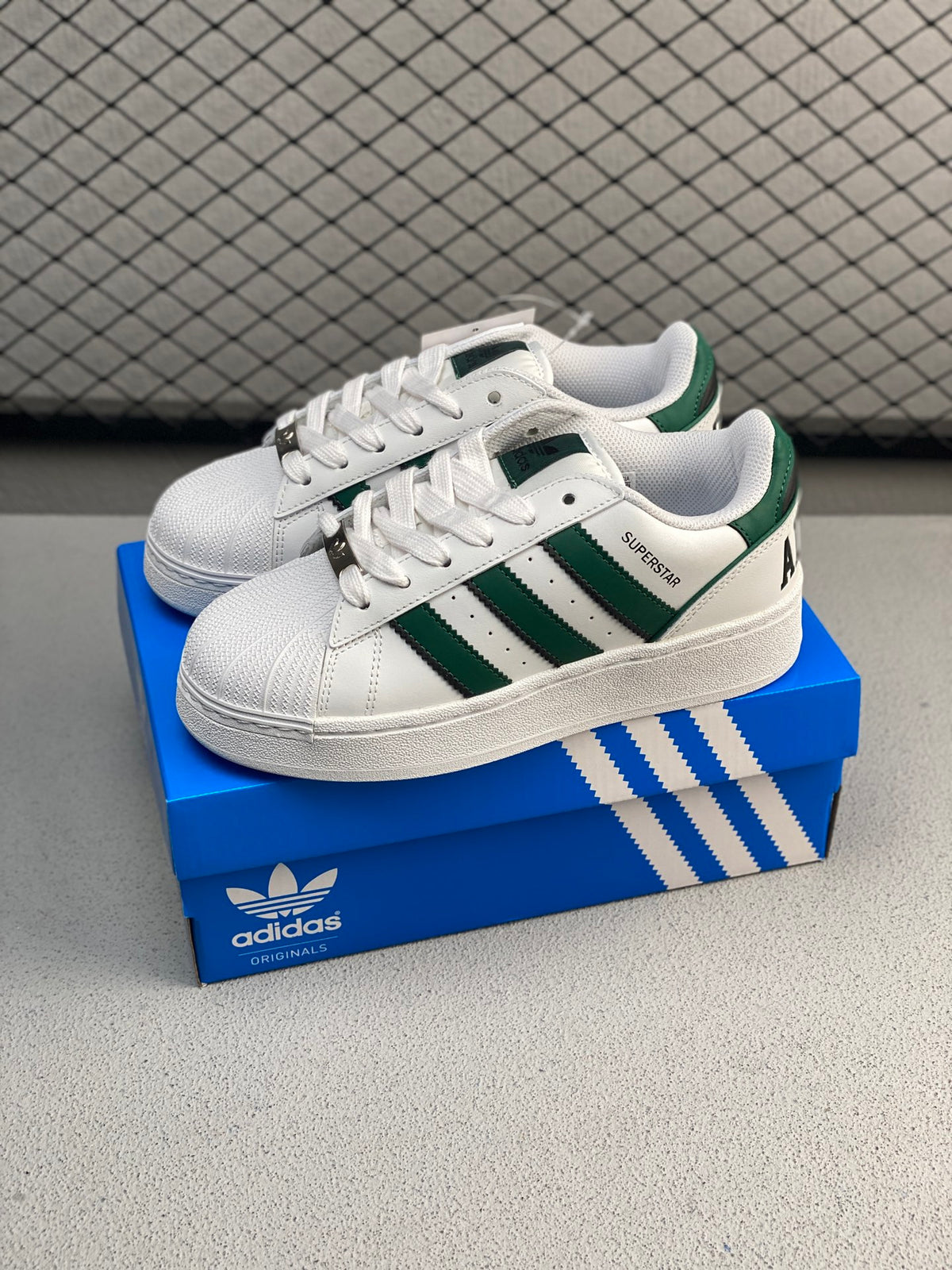 Adidas Originals SUPERSTAR XLG W 👏 - Image 1