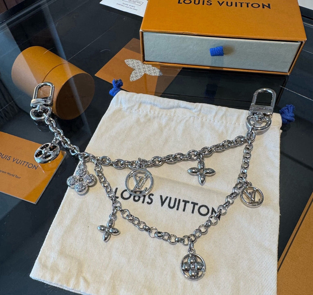 LOUIS VUITTON Metal Bag Charm Keychain
