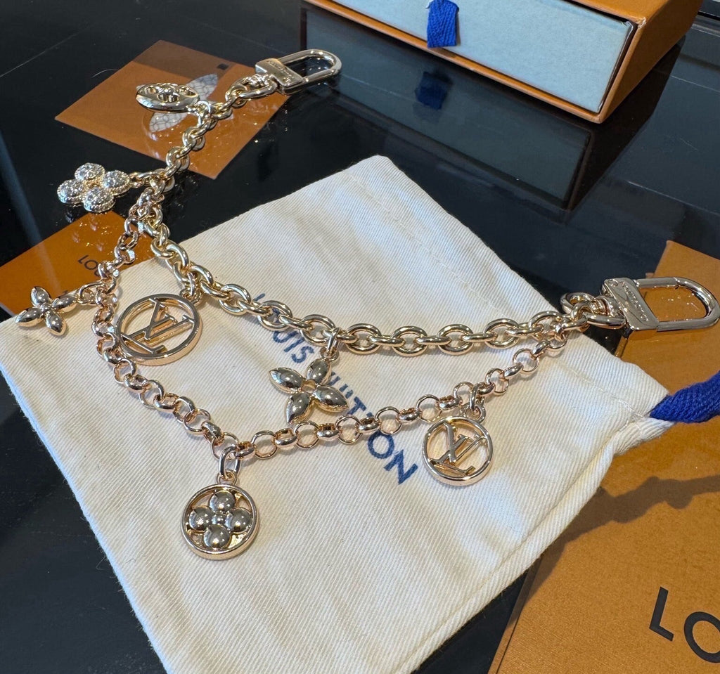 LOUIS VUITTON Metal Bag Charm Keychain