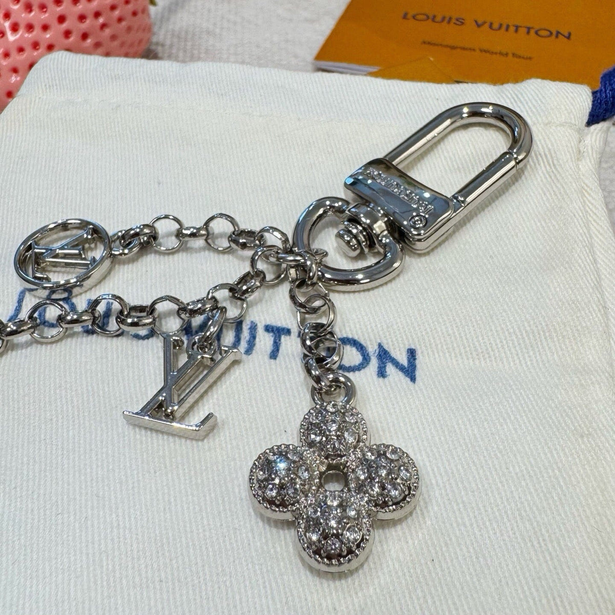 LOUIS VUITTON Metal Bag Charm Keychain
