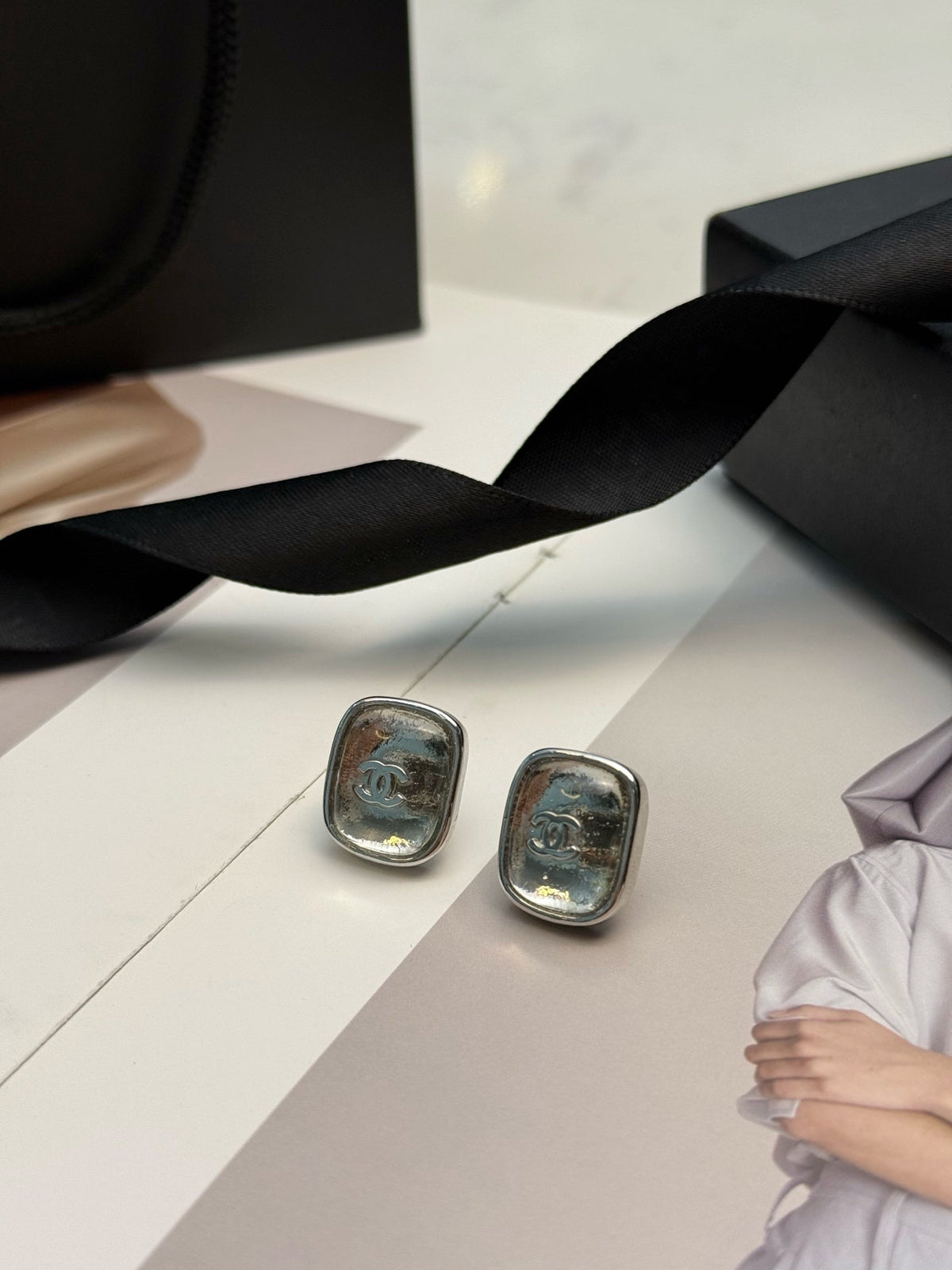 CHANEL Earrings