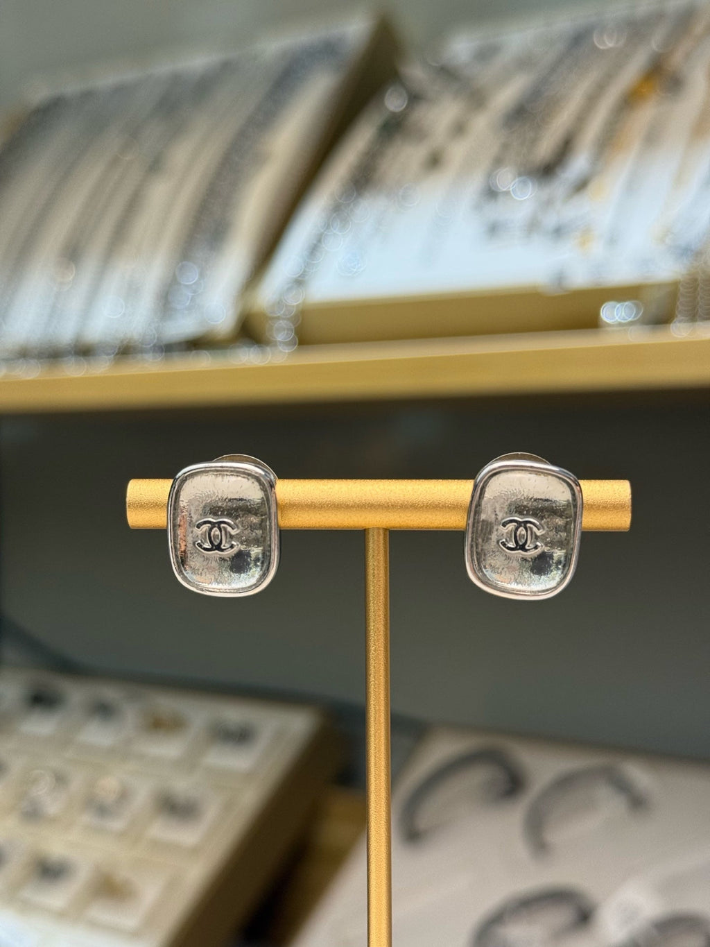 CHANEL Earrings