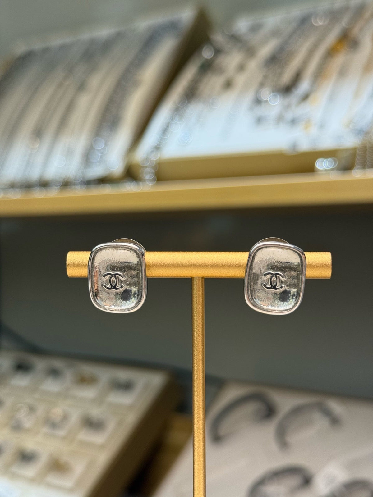 CHANEL Earrings