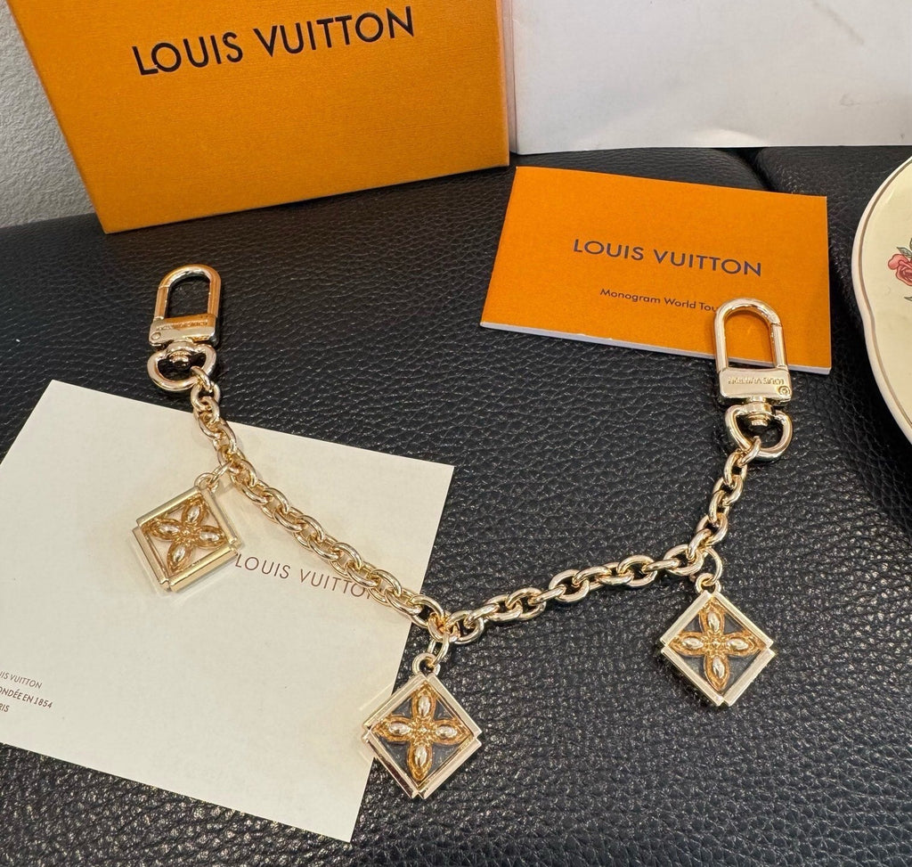 LOUIS VUITTON Metal Bag Charm Keychain