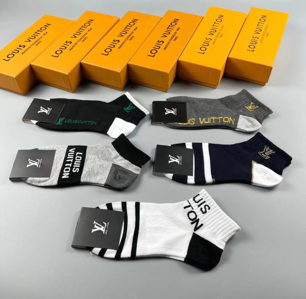 Louis Vuitton Cotton Crew Socks – 5-Pair Set #007